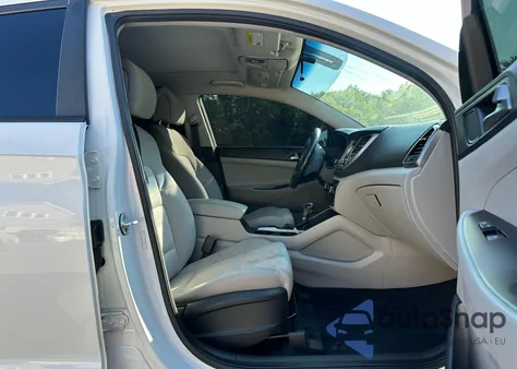 2017 Hyundai Tucson Limited z USA, uszkodzony, nr VIN KM8J3CA25HU565373